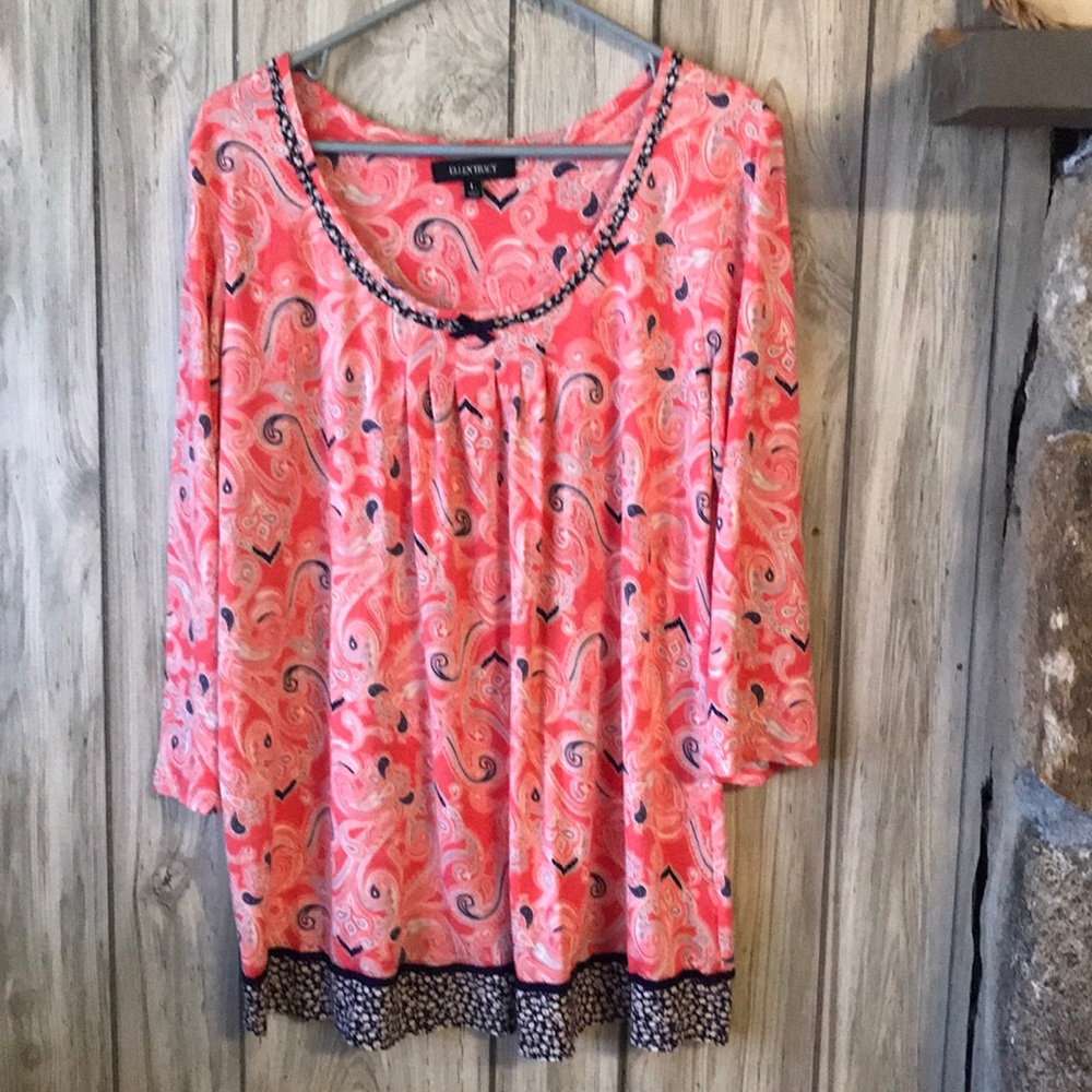 Ellen Tracy coral paisley top. LARGE